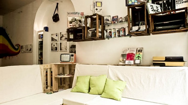 pola-cafe-vue-salle-3cfe2